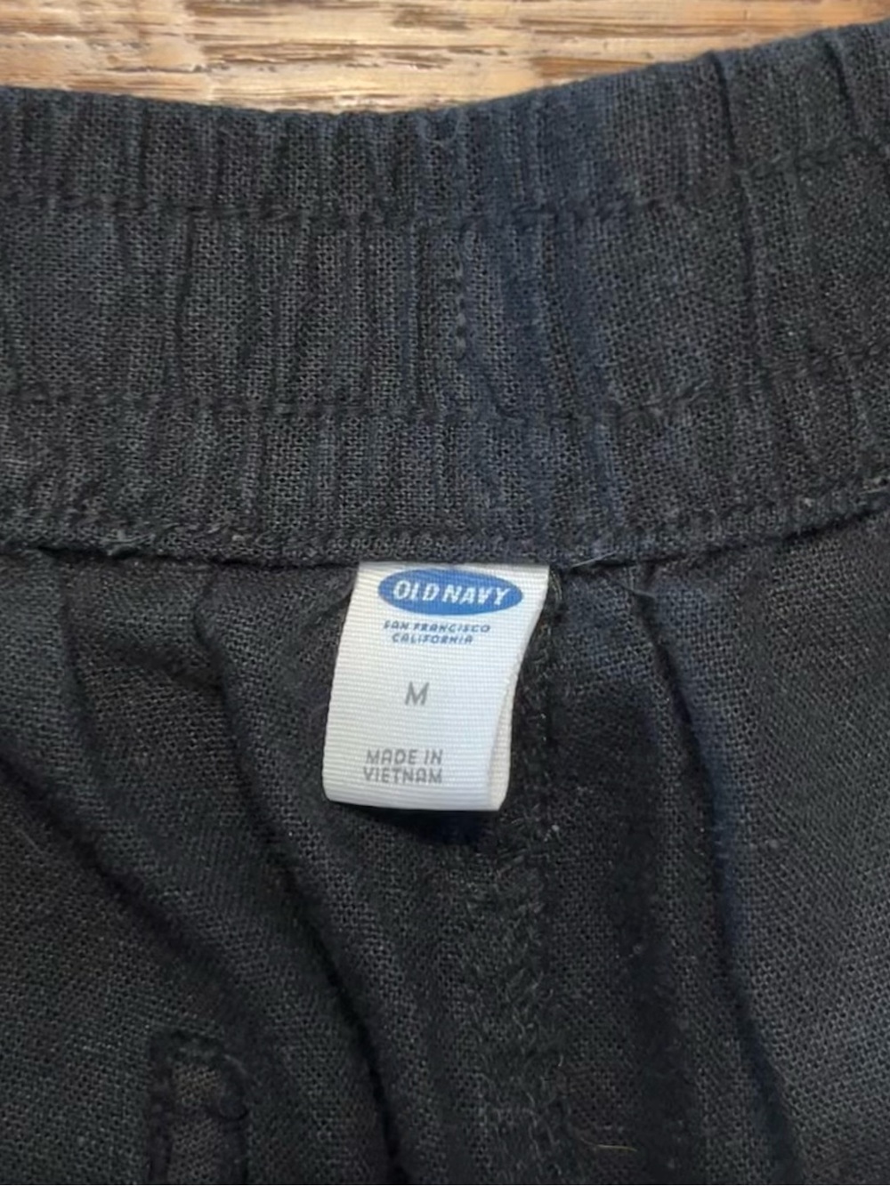 Old Navy linen-blend crops size medium - Picture 5 of 7